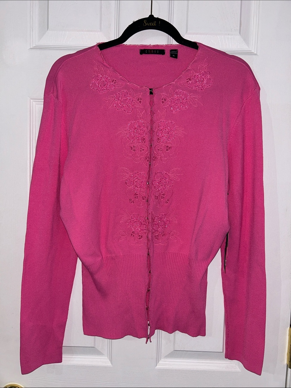 NWT Cyrus Pink Flower Sequin Embroidered Button-Front Cardigan- XL- so beautiful